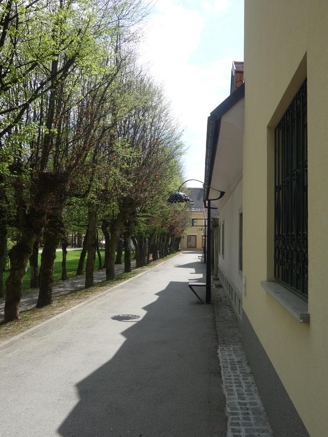 Life Hostel Slovenia Radovljica Exterior photo